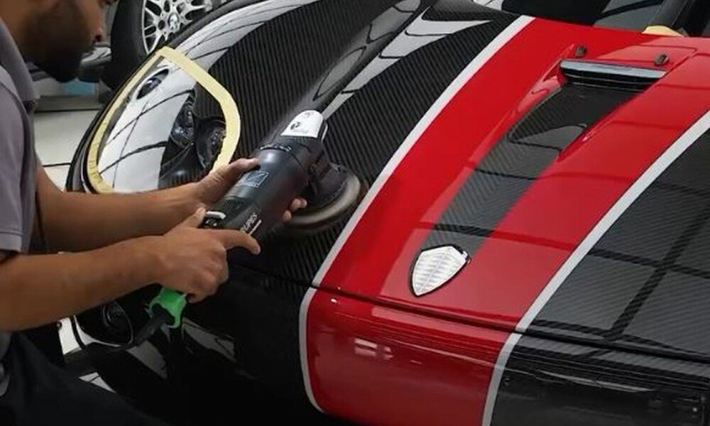 Koenigsegg CCXR ultra-rare passe pour les détails et la protection de la peinture