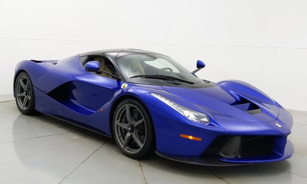 SEUL BLUE ELECTRIQUE BLUE Ferrari Laferrari à vendre aux États-Unis
