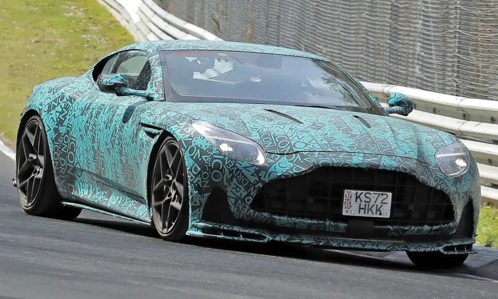 Aston Martin DB12 AMR a espionné au Nurburgring