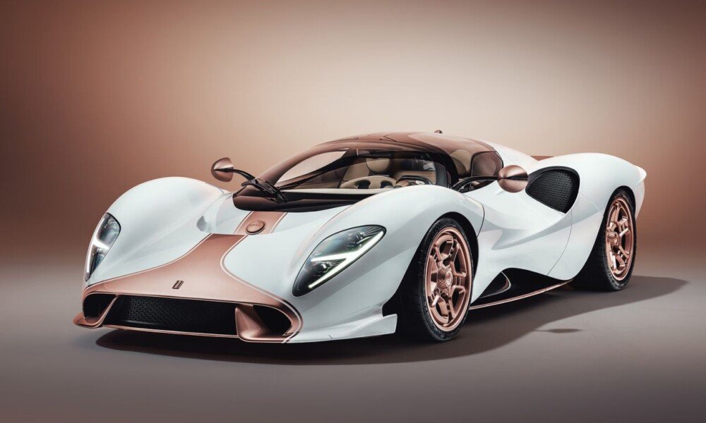 Production-Spec de Tomaso P72 fait ses débuts avec un moteur V8 de 700 ch