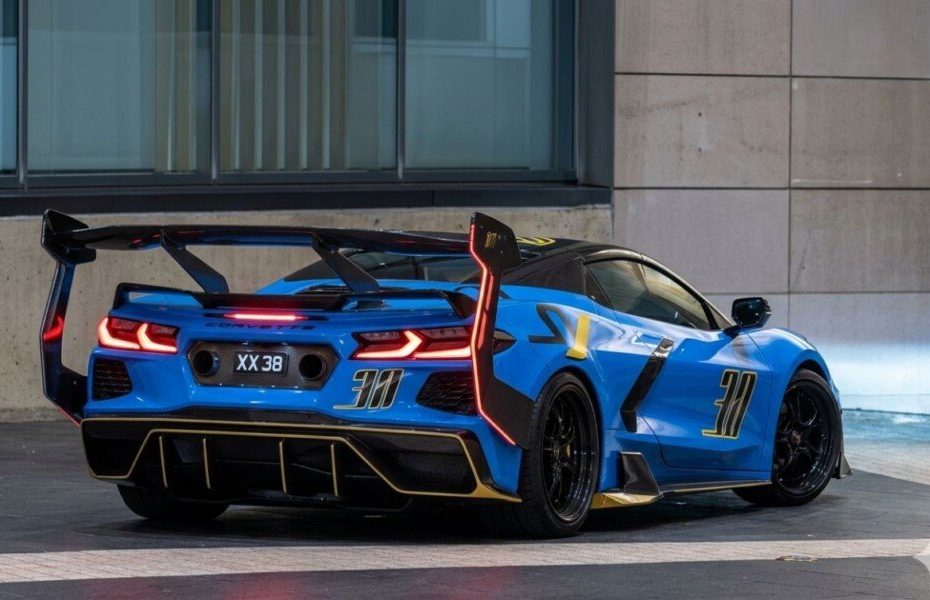 La Chevrolet Corvette traverse une crise d'identité : Senna GTR ou Aventador SVJ ?