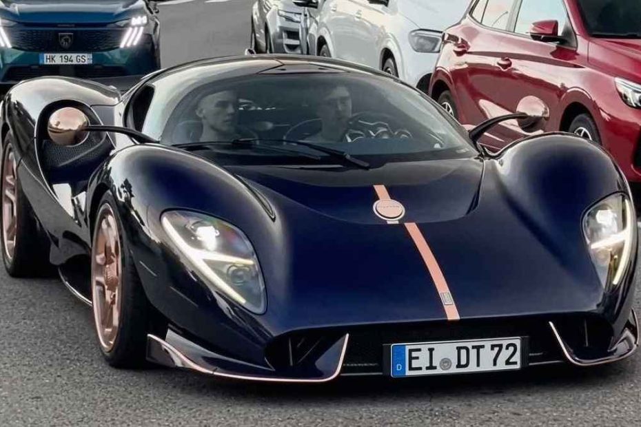 Le très séduisant De Tomaso P72 repéré errant dans les rues de Monaco